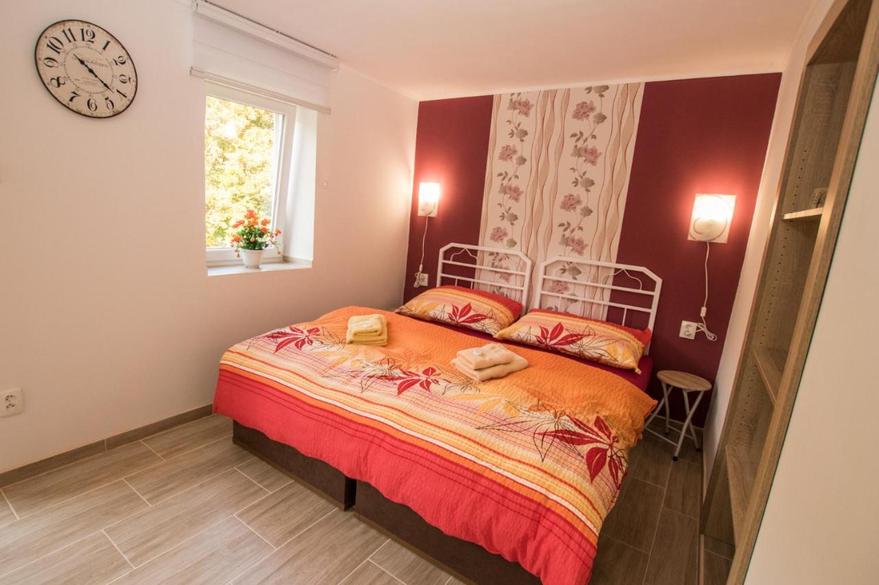 Apartment Blehovi Mala Velen Bagian luar foto
