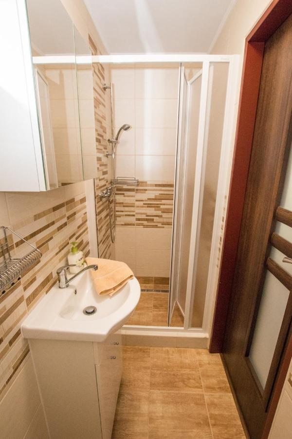 Apartment Blehovi Mala Velen Bagian luar foto